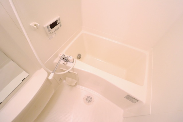 バス・シャワールーム　追い焚き浴室乾燥機付バスルーム