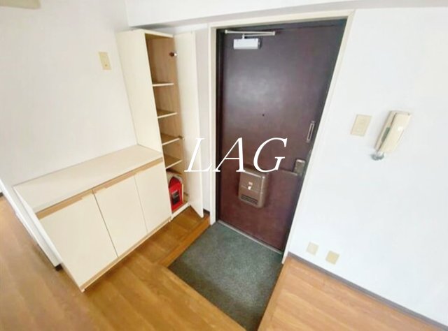 玄関　玄関です。