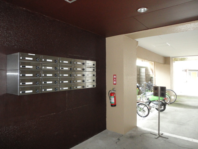 エントランス　ダイヤルポストです♪