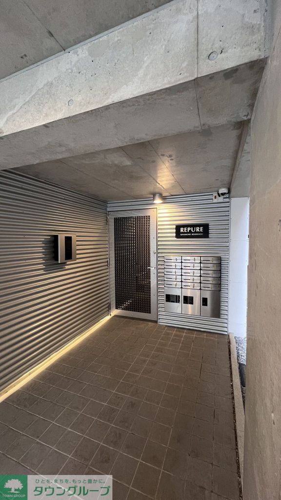 エントランス　エントランス