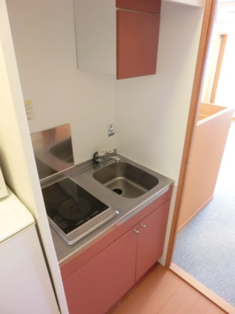 キッチン　お掃除楽々な2口IHのシステムキッチンです