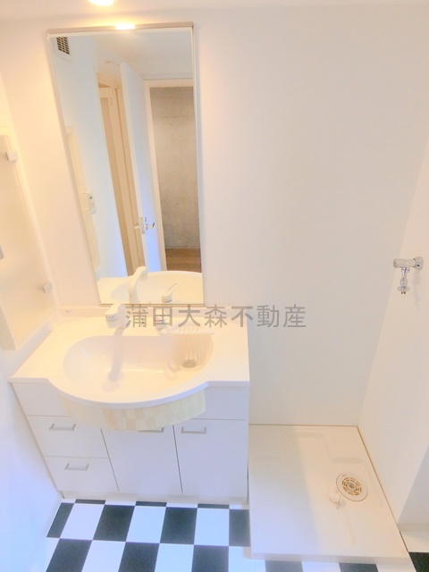 洗面設備　脱衣洗面所　独立洗面台　室内洗濯機置き場