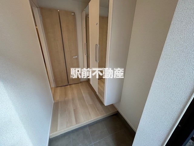 玄関　類似物件