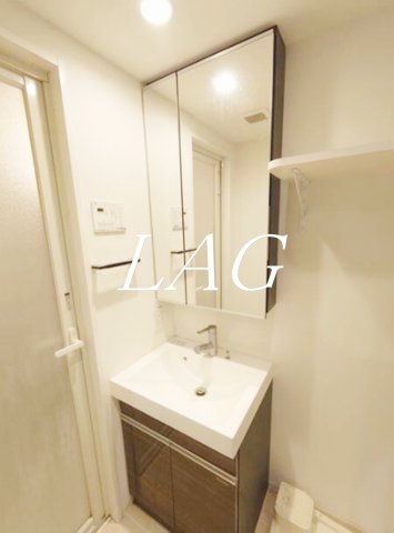 洗面設備　洗面台です。