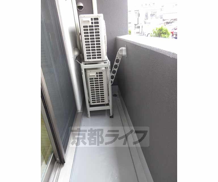 バルコニー　洗濯物が干せるバルコニーです