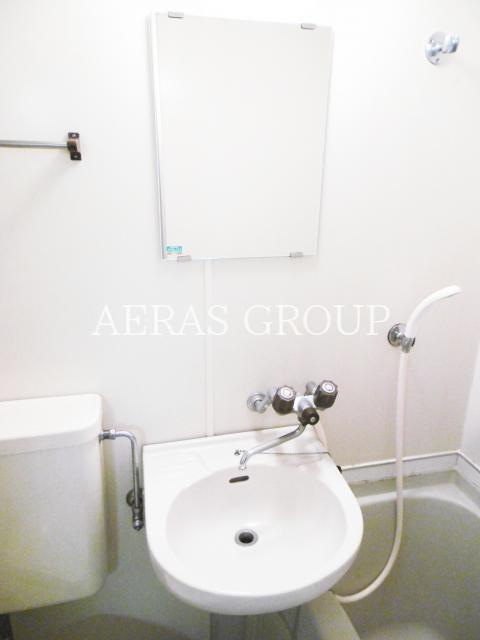 洗面設備　別部屋参考。