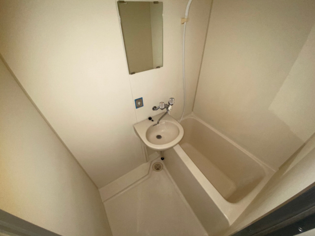 バス・シャワールーム　きれいなお風呂です