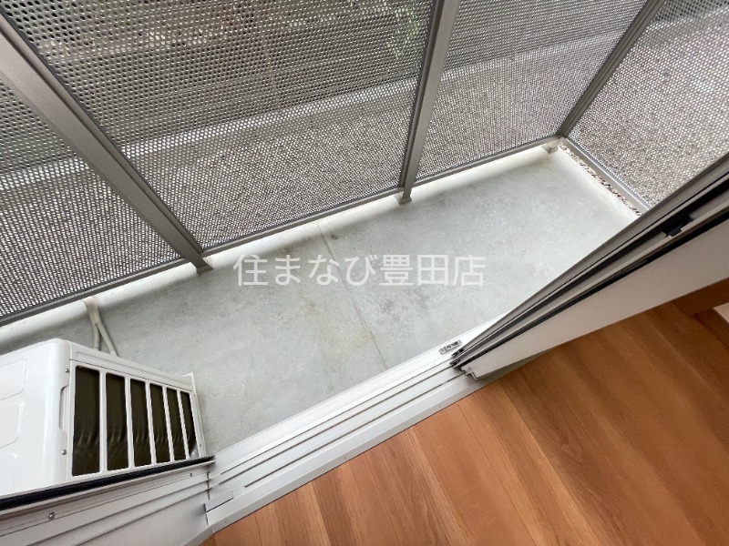 バルコニー　同型別部屋写真