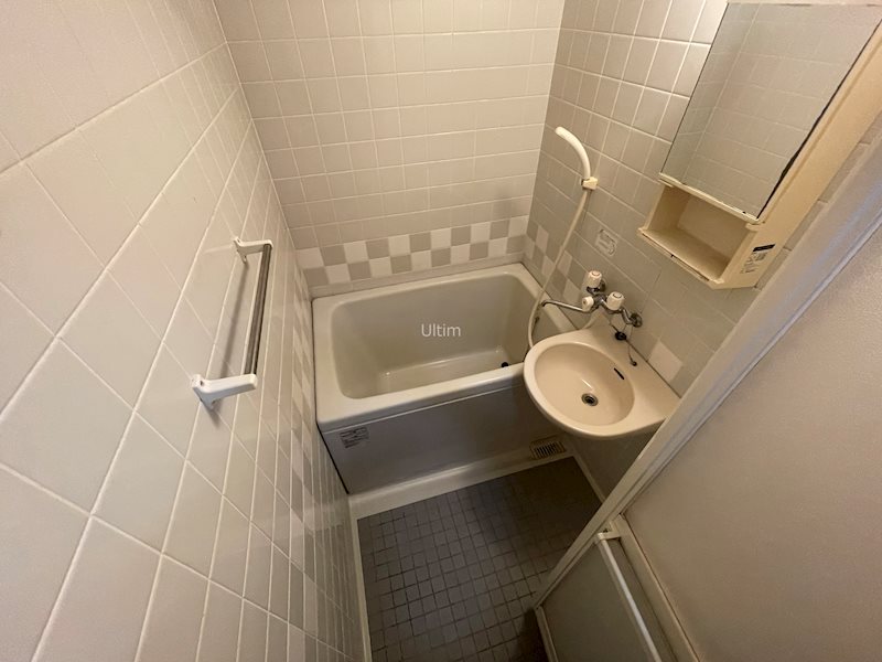 バス・シャワールーム　※他のお部屋です、ご参考までに