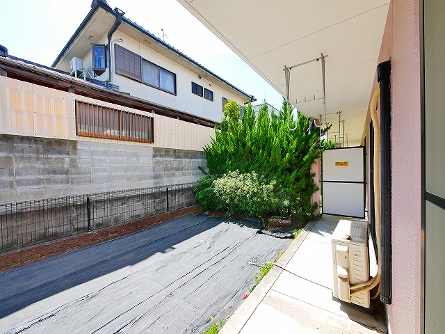 バルコニー　庭