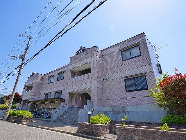 建物外観　しっかりした外観ですよ。