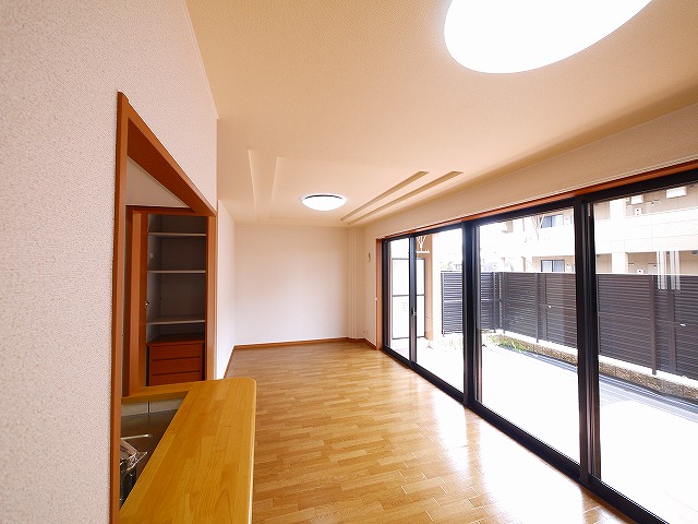 居室・リビング　照明付きで初期費用が抑えられます