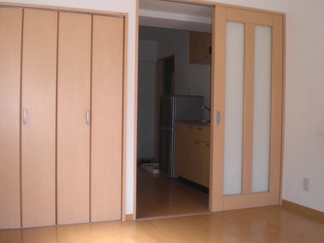 収納　お荷物の多い方でも安心のクローゼット付き♪