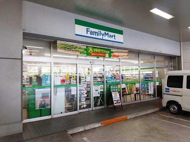 コンビニ　ファミリーマート 中野中央二丁目店（コンビニ）まで430m