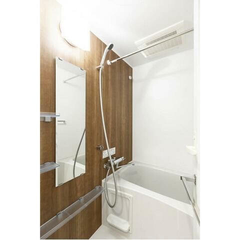 バス・シャワールーム　浴室です