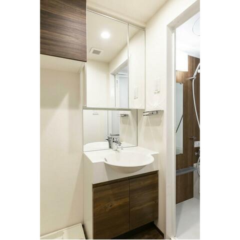 洗面設備　洗面所です