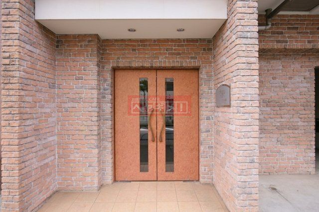 エントランス　エントランス