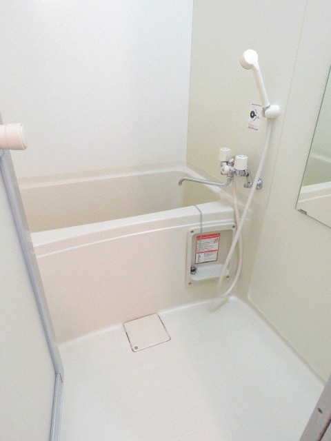 バス・シャワールーム　浴室も綺麗ですよ！