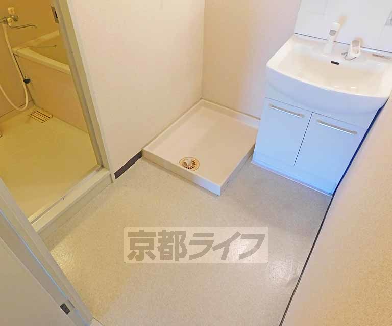 洗面設備　脱衣所です。