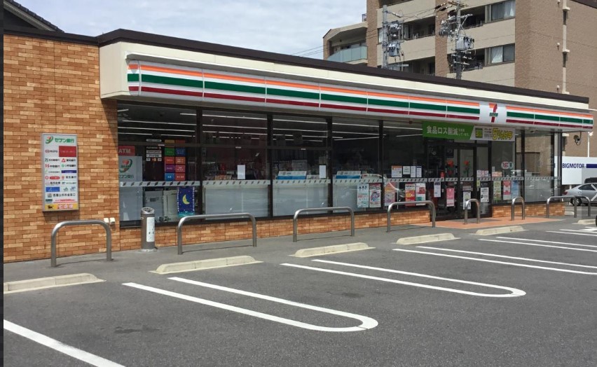 コンビニ　セブンイレブン 名古屋勢子坊3丁目店（コンビニ）まで370m