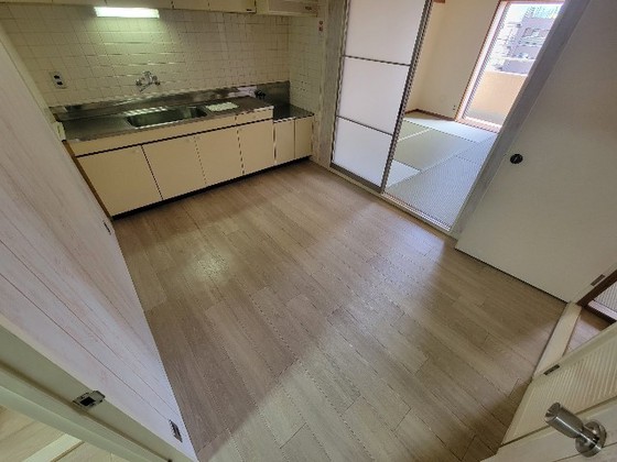 居室・リビング　※別部屋の写真です
