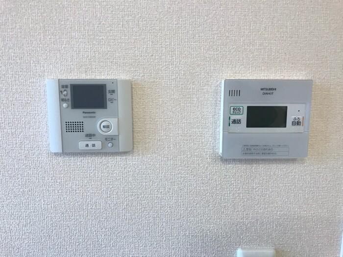 セキュリティ　モニター付きインターホン
