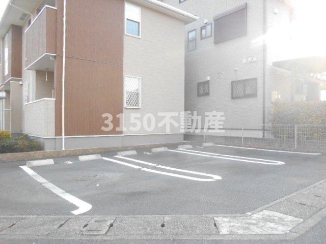 駐車場　駐車スペースもあります