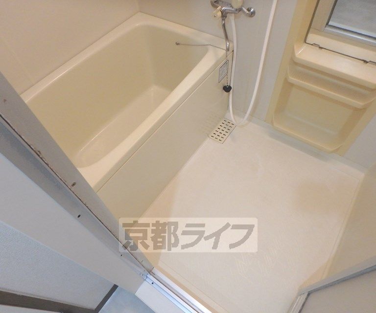 バス・シャワールーム　バスです。