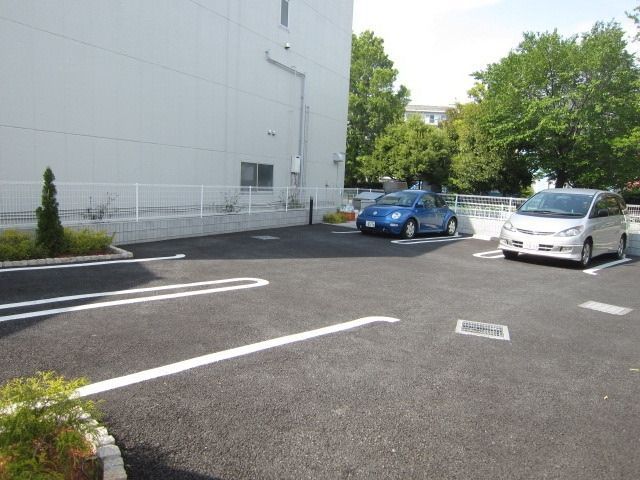 駐車場　★お問い合わせはタウンハウジングまで★