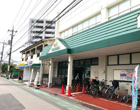 スーパー　マルエツ蕨店（スーパー）まで358m