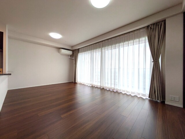 居室・リビング　東向きのお部屋です。