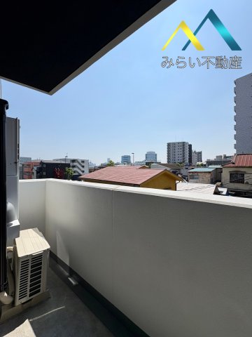 バルコニー　自社撮影写真