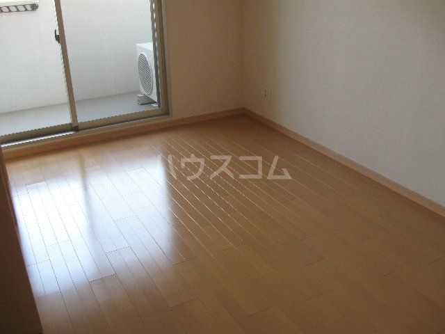 エスポアール泉の居間写真