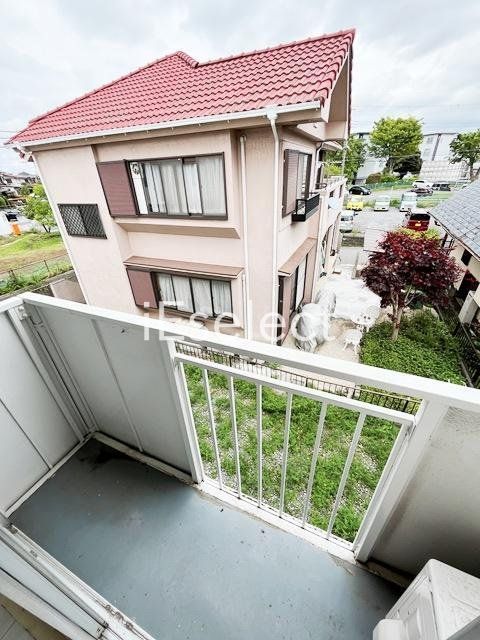 バルコニー　洗濯物も干せますね。