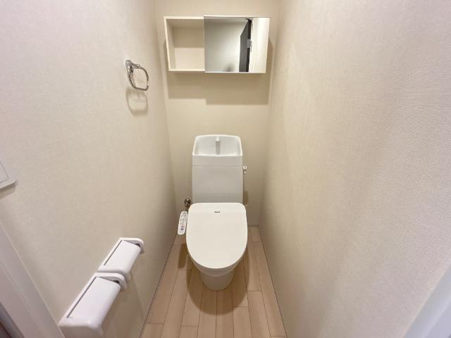 トイレ　シャワー付トイレ