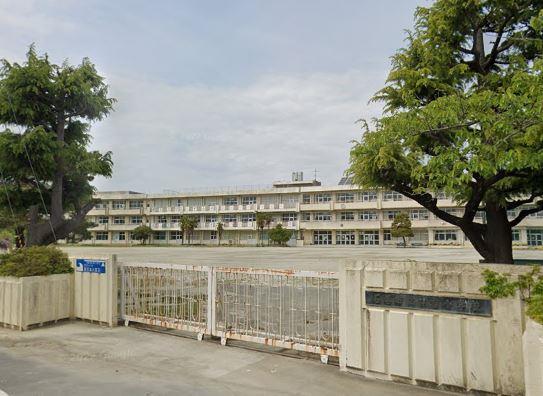 小学校　石巻市立住吉小学校（小学校）まで900m