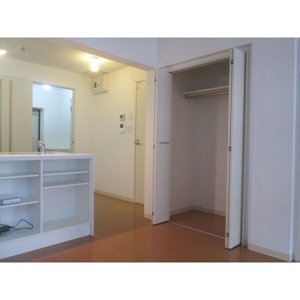 その他　室内写真は別部屋の写真です。