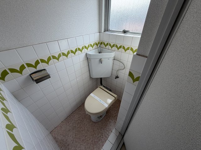 トイレ　コンパクトで使いやすいトイレです