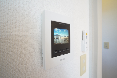セキュリティ　カラーモニター付ドアホン♪録画機能付きです♪