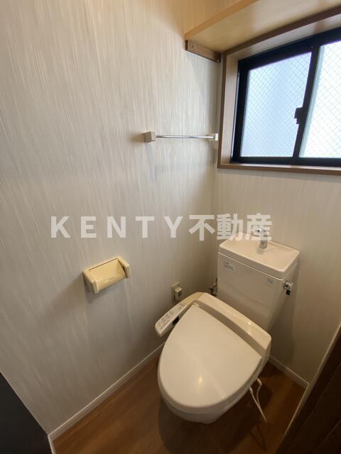 トイレ　ゆったりとした空間のトイレです