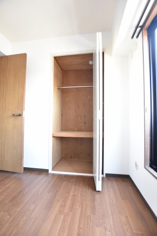 収納　同物件、別号室の写真です。
