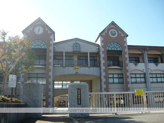 小学校　宮野小学校（小学校）まで600m