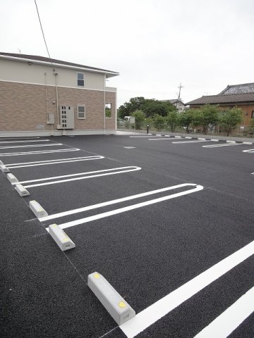 駐車場　駐車場完備です