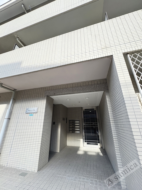 エントランス　ネットは無料で利用可能です♪♪