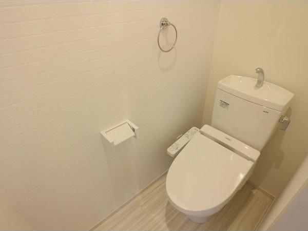 トイレ　トイレもきれいです