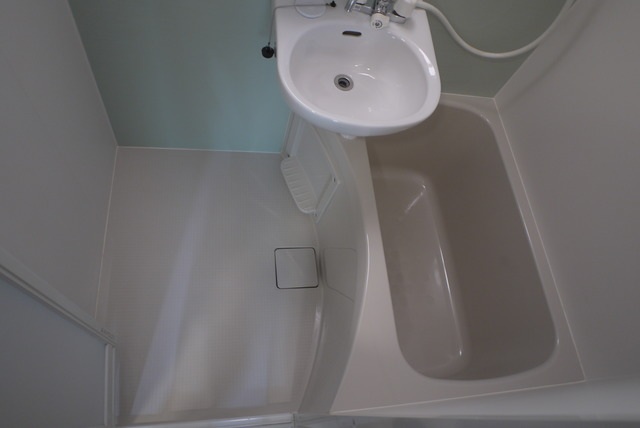 バス・シャワールーム　バス・トイレ別