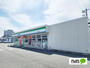 コンビニ　ファミリーマート下関富任町店（コンビニ）まで130m