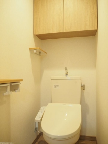 トイレ　同型施工タイプ
