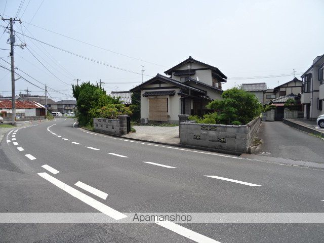 その他　前面道路（その他）まで0m