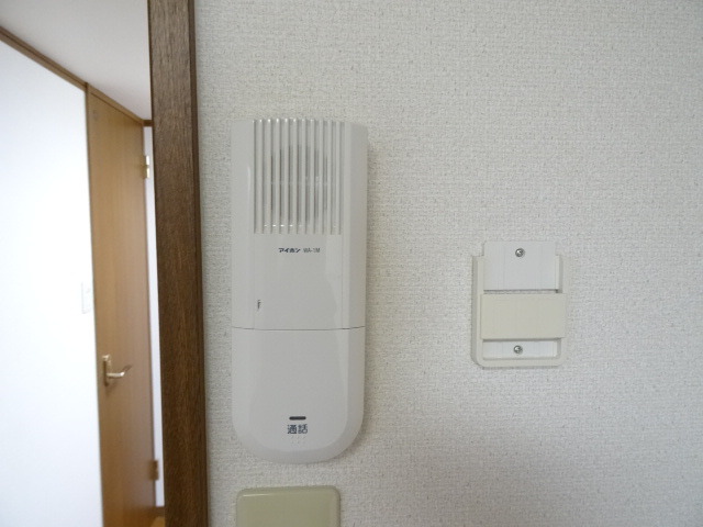 セキュリティ　※同タイプの参考写真。現状優先。
